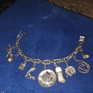 Vintage Sterling Silver Charm Braclet